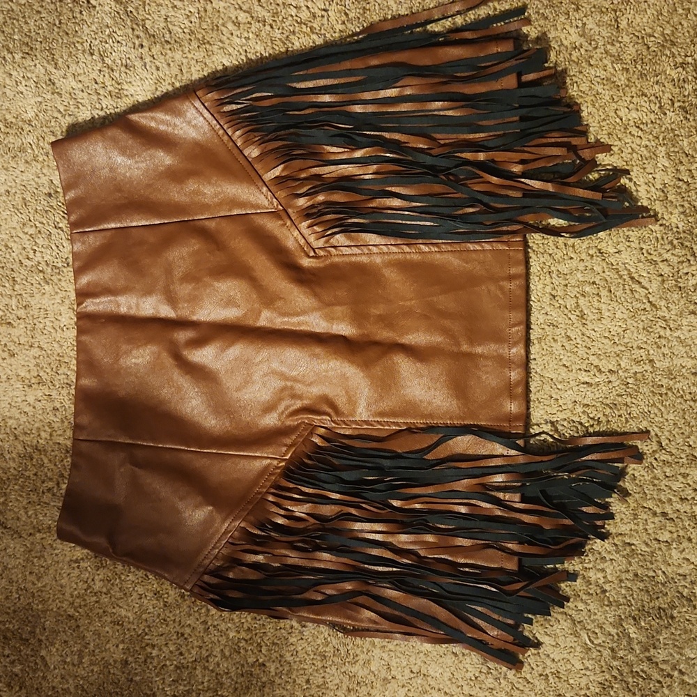 NWT Cloud Ten Fringe Mini Skirt